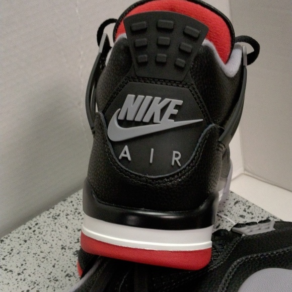 Air Jordan Retro 4 - Picture 4 of 6